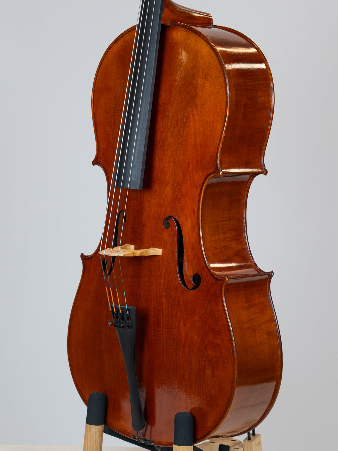 爱六艺名家提琴工作室系列  表演级大提琴套装