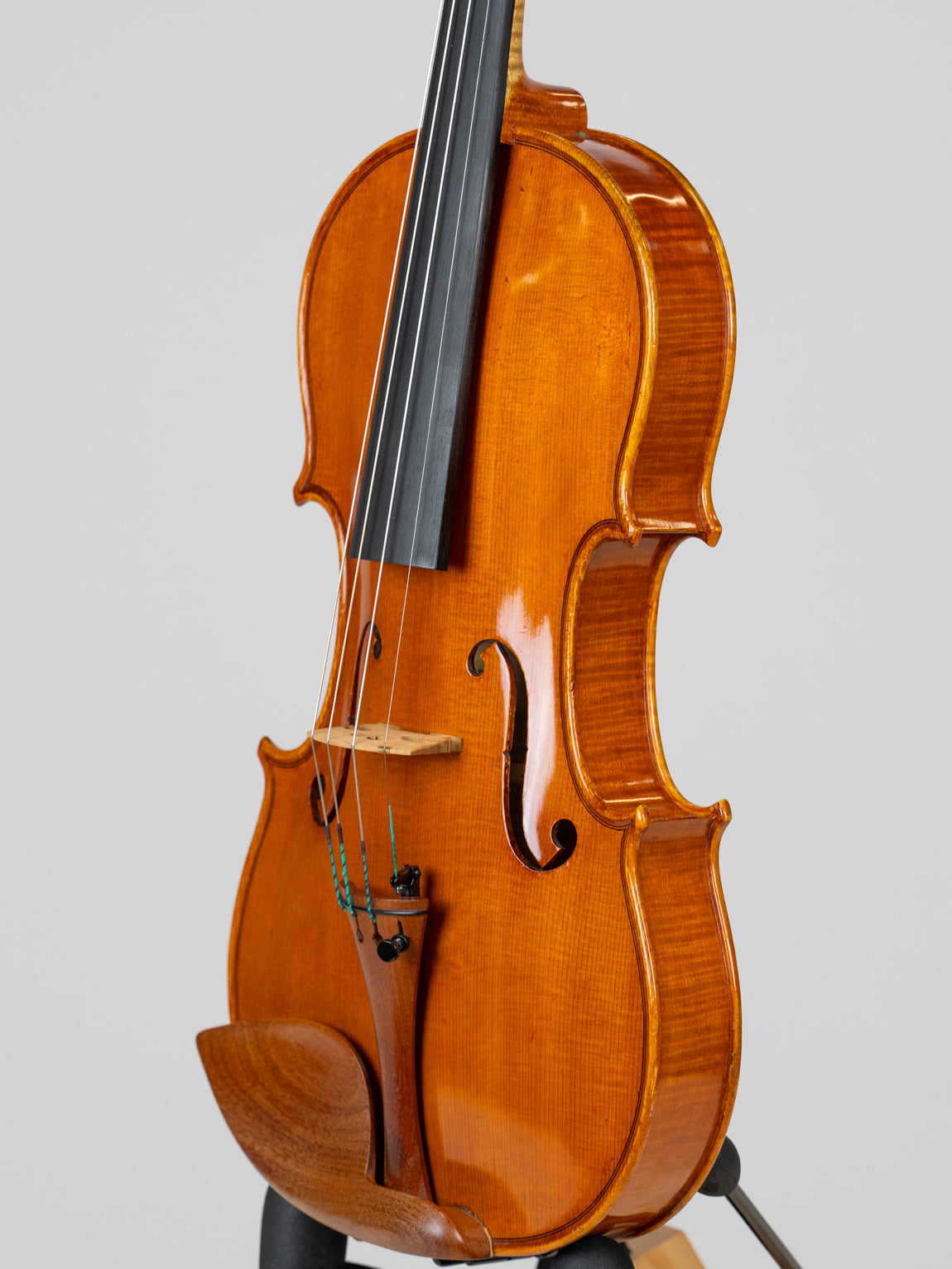 A. Stradivari 1715 仿古小提琴 作者Roberto Cavagnoli