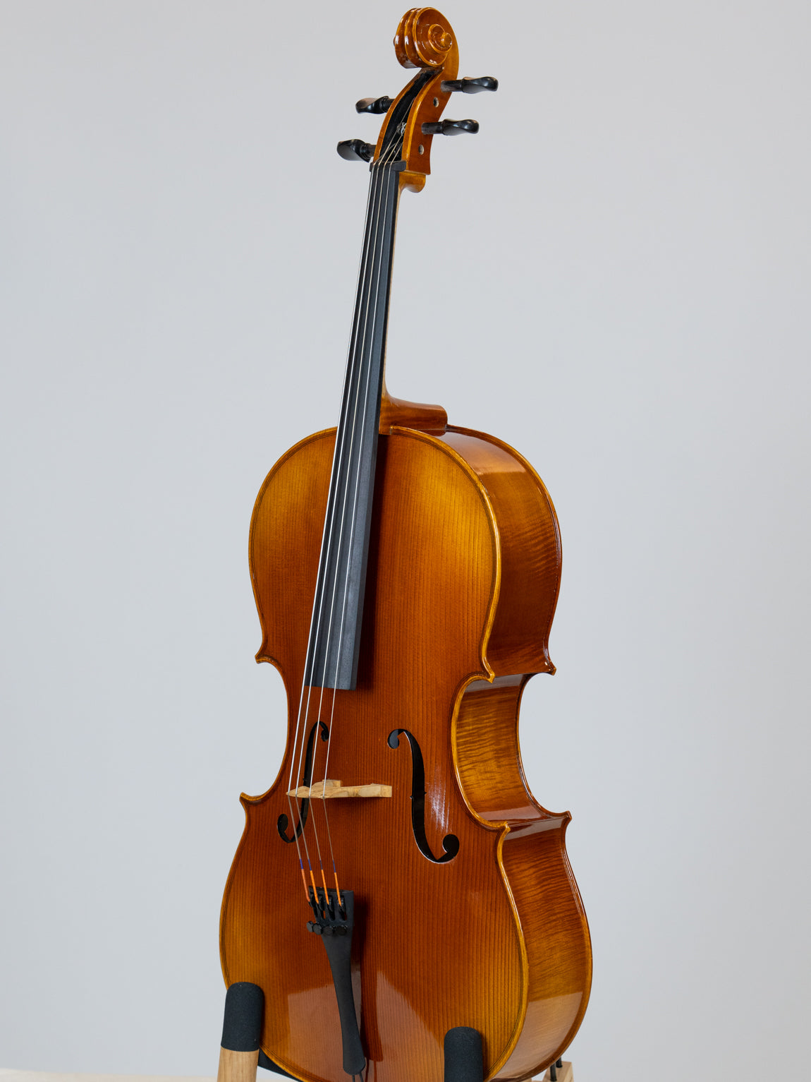 爱六艺名家提琴工作室系列 学院级大提琴套装