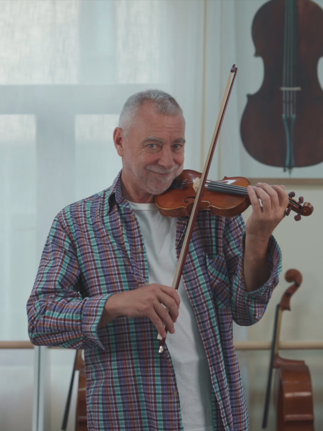 爱六艺名家提琴工作室系列 1/8 小提琴 套装